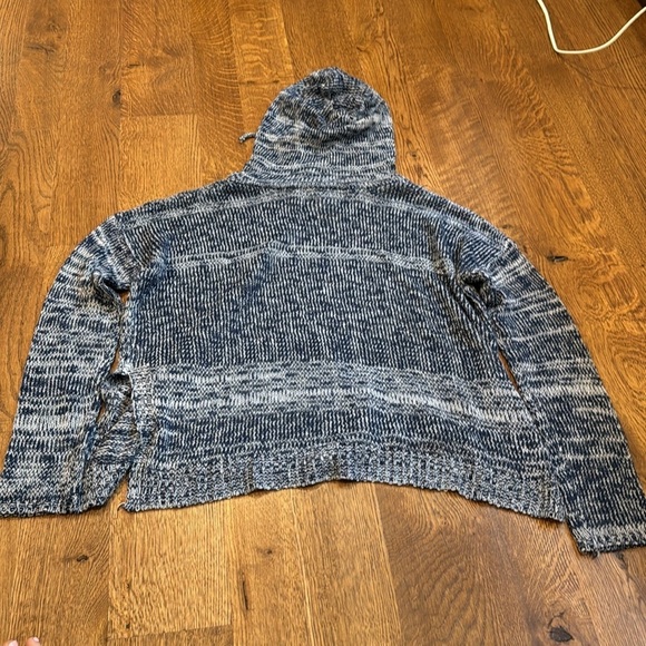 Paper Crane Women’s Sweater Blue and White Size Small - Picture 2 of 4